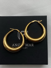 Load image into Gallery viewer, Vintage Oval Hoops - ANGIE MAR 
